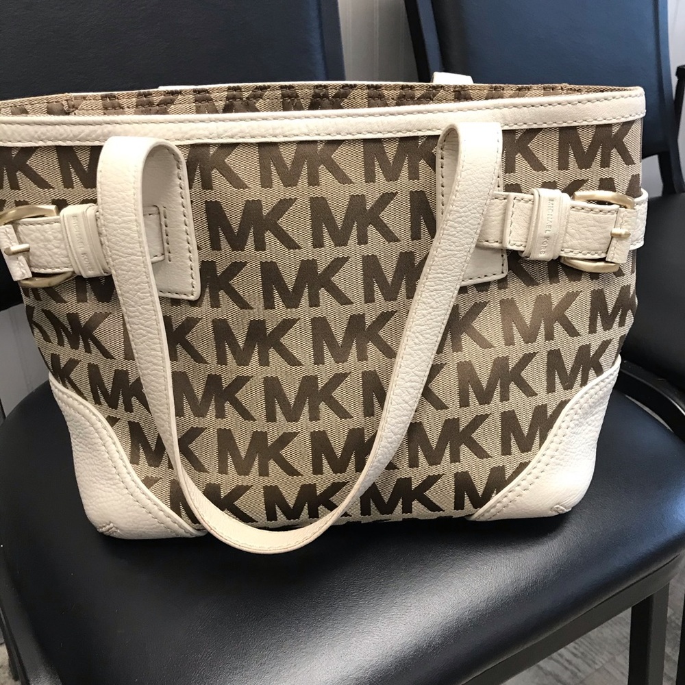 Michael Kors tan and white shoulder bag